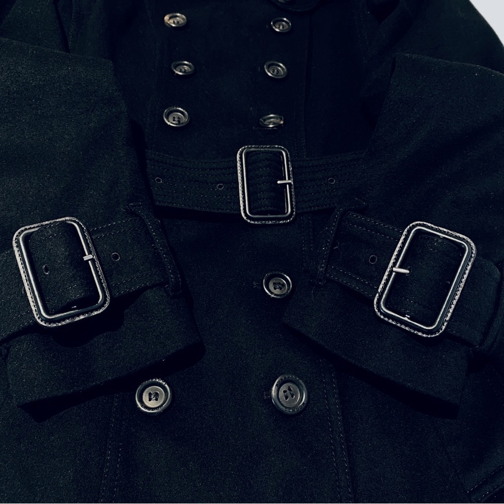 BURBERRY LONDON LITTLETON WOOL RUFFLE HEM COAT. - Picture 5 of 13